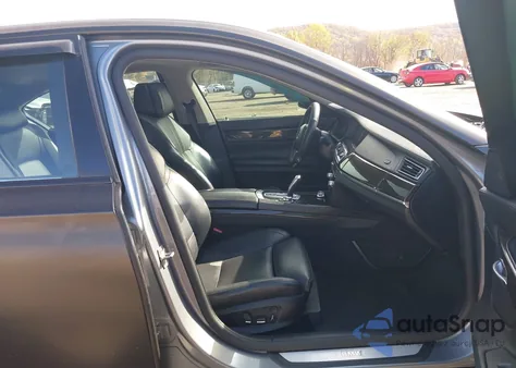 2012 BMW 750I xDrive из США, поврежденный, VIN WBAKC6C51CDX99601